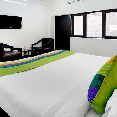 Treebo Trend Mussoorie Club Hotel Dehradun Exterior foto