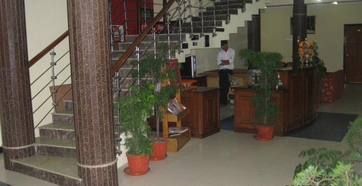 Treebo Trend Mussoorie Club Hotel Dehradun Exterior foto